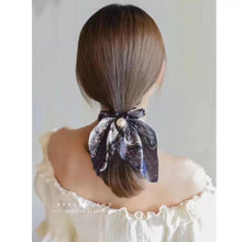 Load image into Gallery viewer, CRYSTAL- hair band - Nikolleta

